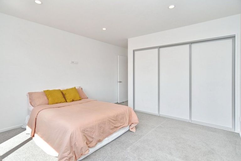 Photo of property in 10 Hamlett Drive, Woodend, 7610