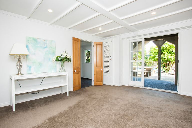 Photo of property in 16 Russell Street, Whataupoko, Gisborne, 4010