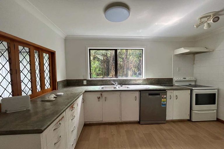 Photo of property in 1/11 Invercargill Drive, Kelson, Lower Hutt, 5010