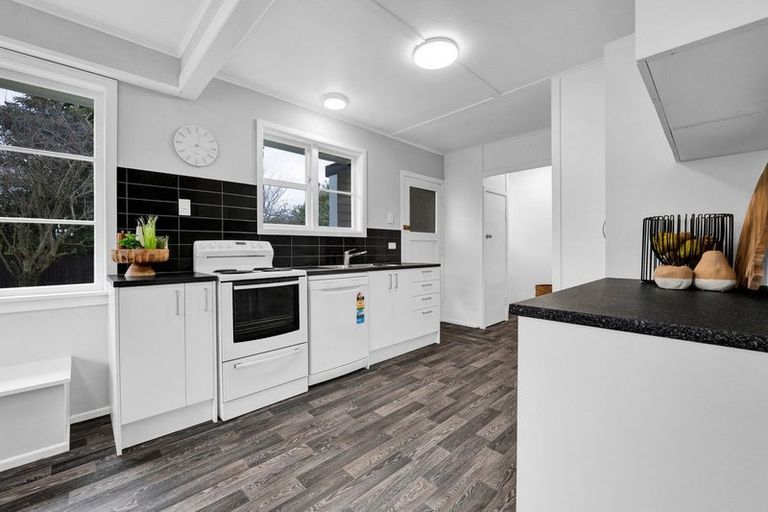 Photo of property in 27 Blagdon Road, Blagdon, New Plymouth, 4310