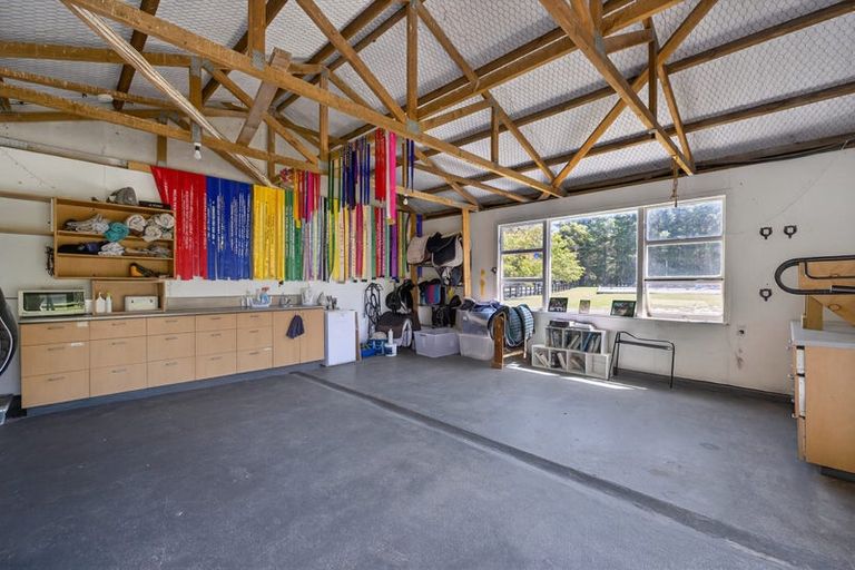 Photo of property in 32 Scarlet Oak Drive, West Melton, Christchurch, 7676