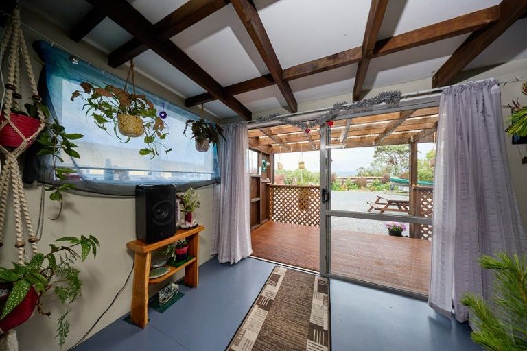 Photo of property in 238 Beach Road, Kaikoura, 7300