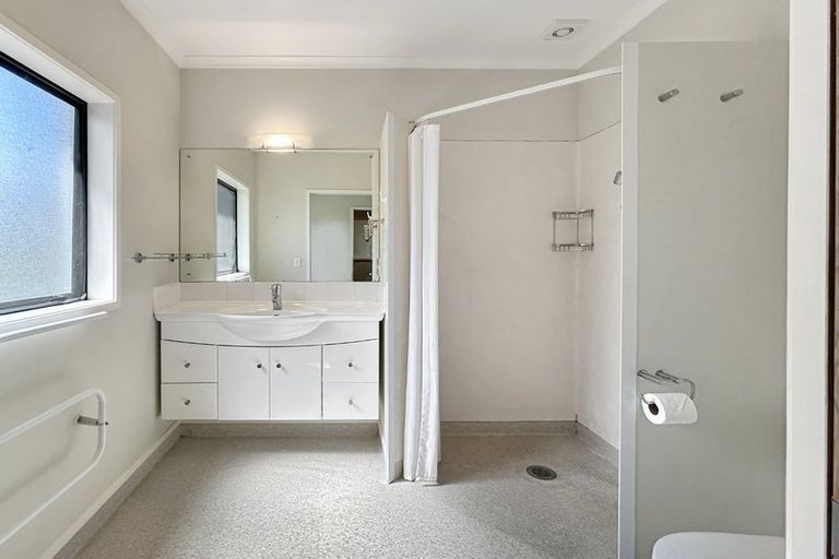 Photo of property in 22 Wainui Road, Raglan, 3225