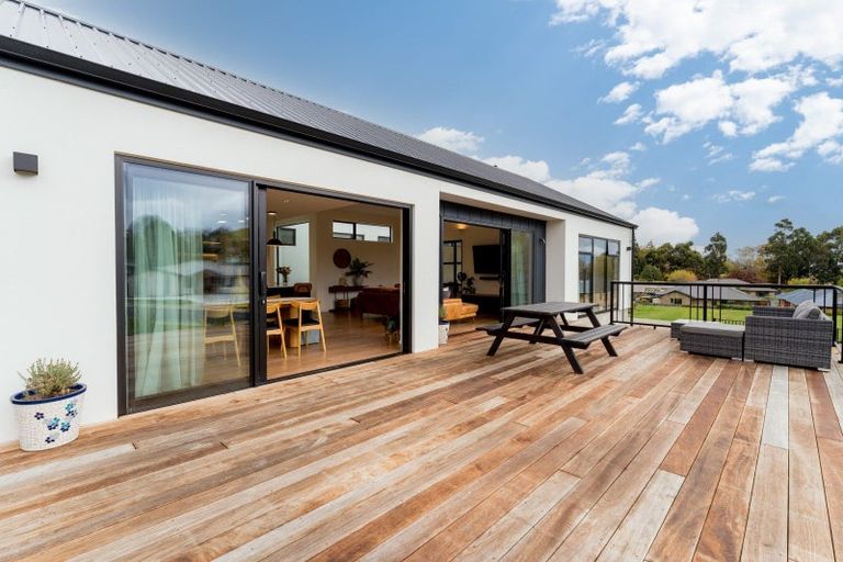 Photo of property in 61 Heathfield Drive, Mosgiel, 9024