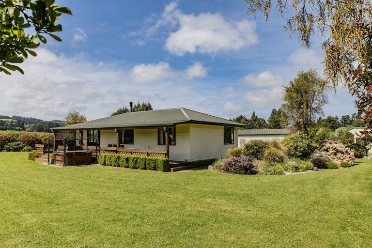 Photo of property in 238 Loburn Whiterock Road, Loburn, Rangiora, 7472