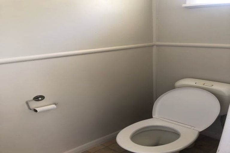 Photo of property in 8 Albert Street, Riverhead, 0820