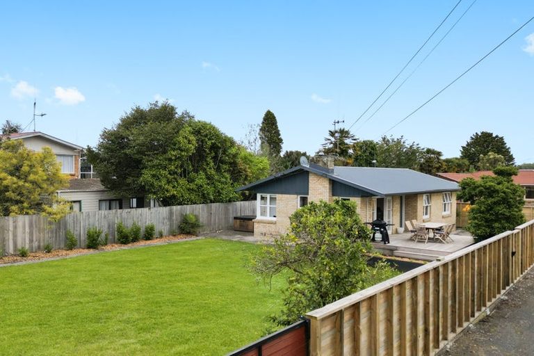 Photo of property in 50 Storey Avenue, Forest Lake, Hamilton, 3200