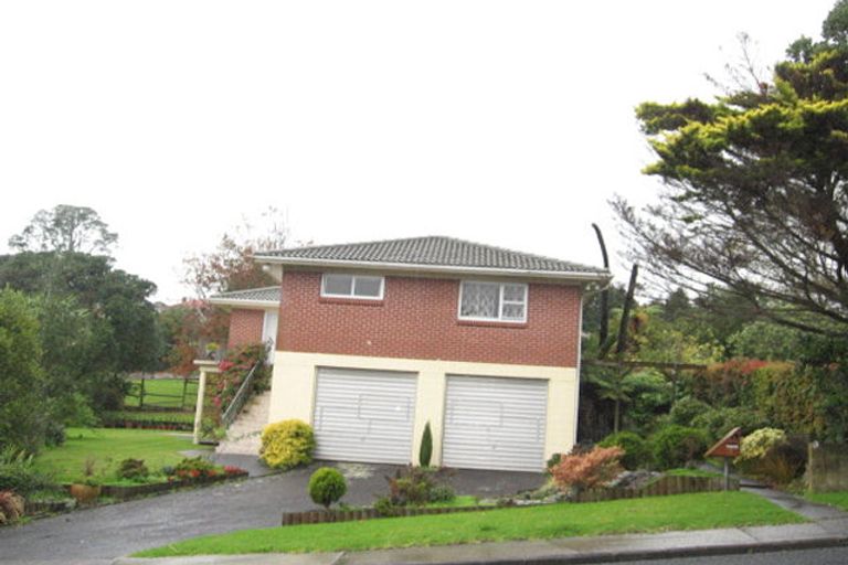 Photo of property in 3 Castleton Drive, Howick, Auckland, 2014