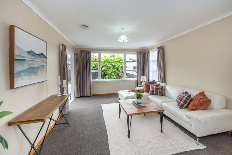 Photo of property in 16 Waipara Street, Cracroft, Christchurch, 8025