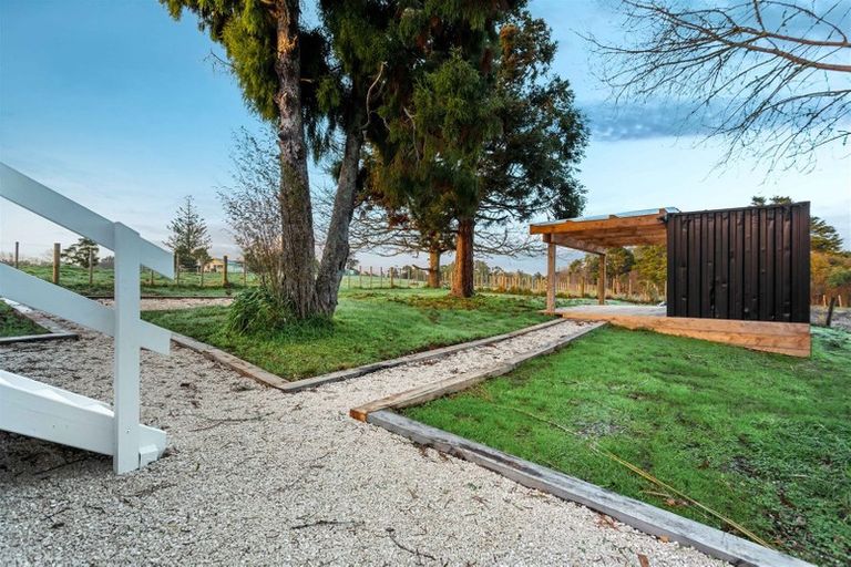 Photo of property in 877 Kahikatea Flat Road, Waitoki, Kaukapakapa, 0871