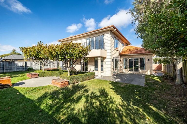 Photo of property in 96 Bibiana Street, Aidanfield, Christchurch, 8025