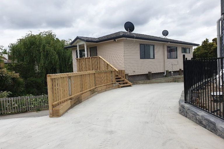 Photo of property in 55b Simpson Road, Ranui, Auckland, 0612