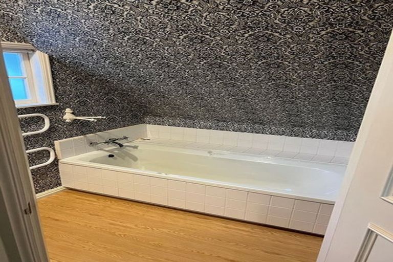 Photo of property in 149 Titirangi Road, New Lynn, Auckland, 0600