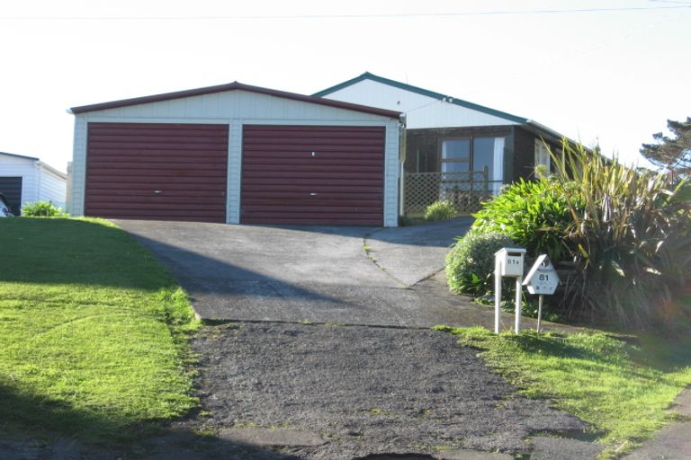 Photo of property in 81a Black Rock Road, Newlands, Wellington, 6037