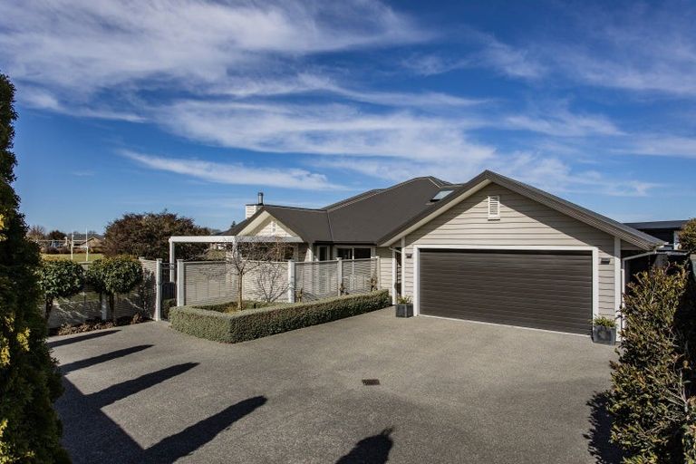 Photo of property in 8 Kempton Place, Rangiora, 7400