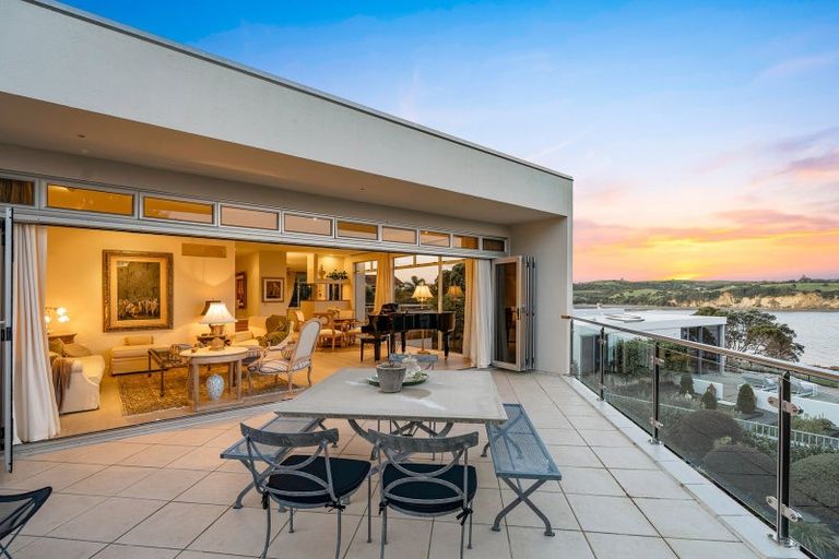 Photo of property in 39 Island View Drive, Gulf Harbour, Whangaparaoa, 0930