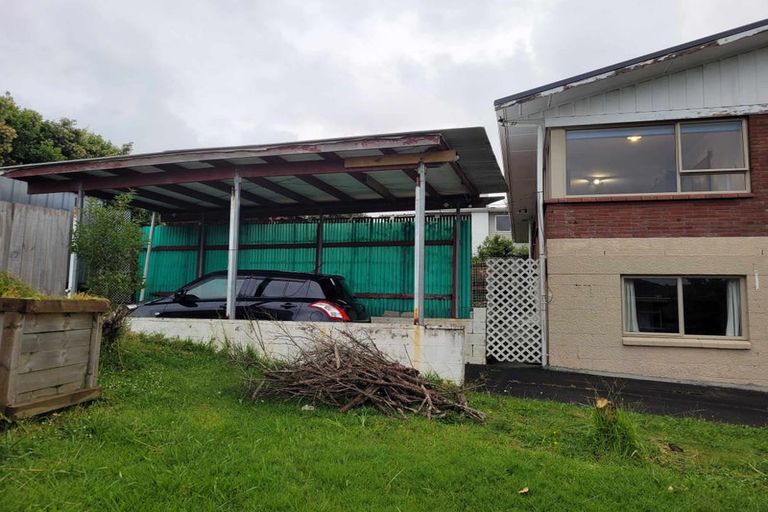 Photo of property in 4 Fleur Avenue, Pakuranga Heights, Auckland, 2010