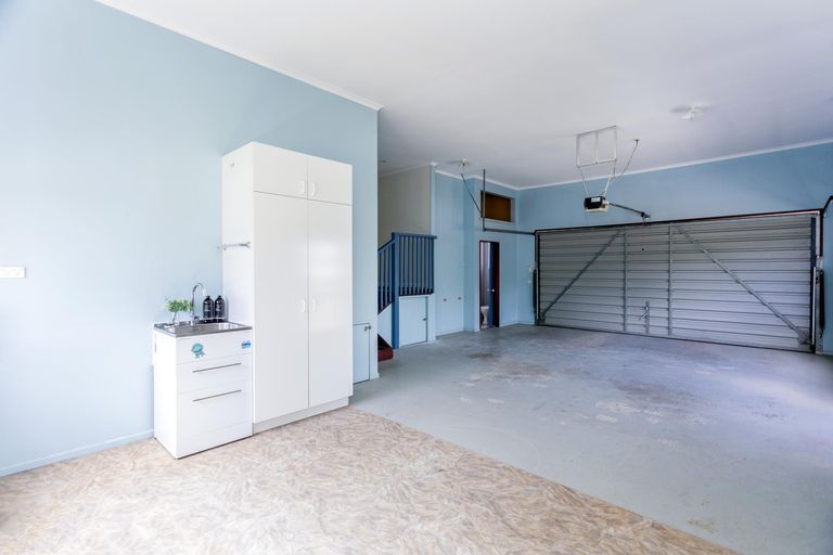 Photo of property in 18 Jessop Street, South Hill, Oamaru, 9400