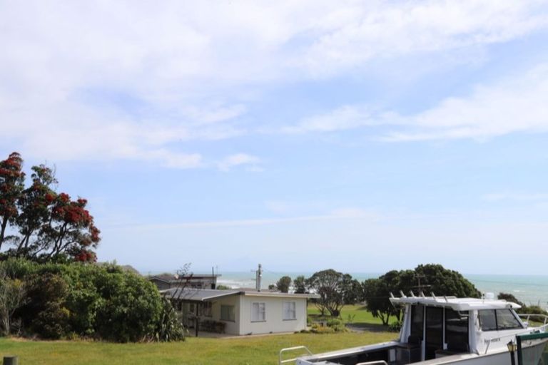 Photo of property in 46 Tainui Street, Mokau, 4376