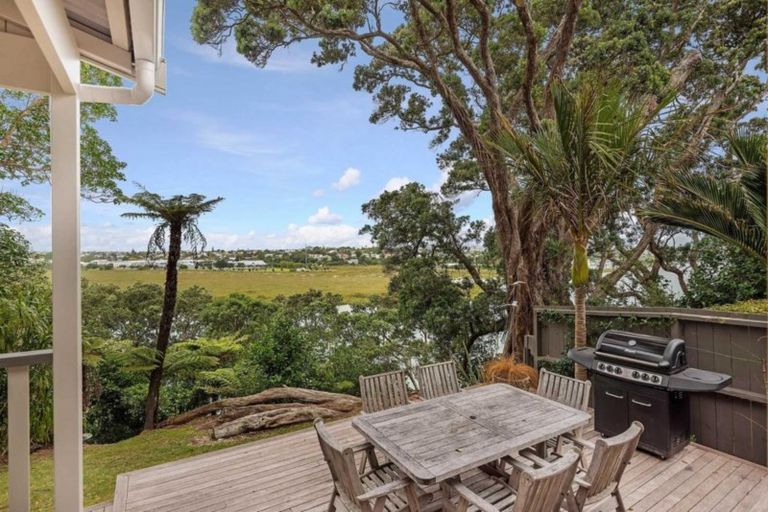 Photo of property in 69 Ngataringa Road, Devonport, Auckland, 0624