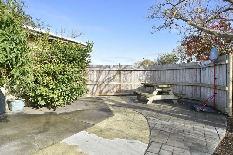 Photo of property in 9 Fraser Place, Rangiora, 7400