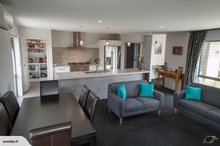 Photo of property in 6 Navy Loop, Rolleston, 7614