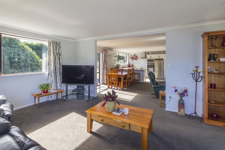 Photo of property in 74 Shortland Road, Oamaru North, Oamaru, 9494