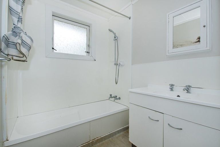 Photo of property in 4 Raurimu Avenue, Onerahi, Whangarei, 0110