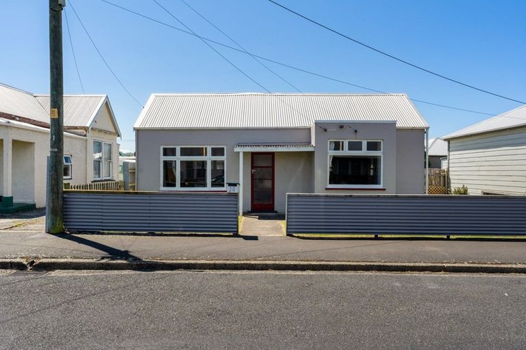 Photo of property in 28 Richmond Street, Forbury, Dunedin, 9012