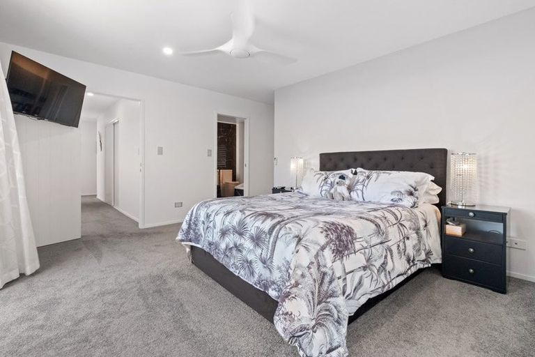 Photo of property in 35 Tohora View, Waihi Beach, 3611