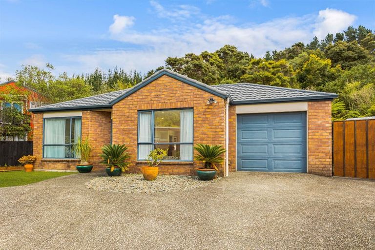 Photo of property in 24 Donald Place, Stillwater, Silverdale, 0993