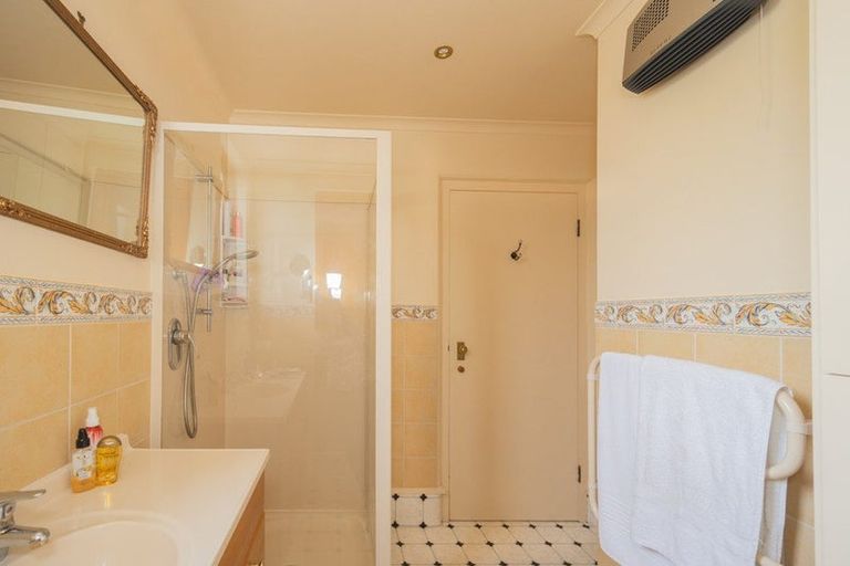 Photo of property in 43 Lynn Street, Oamaru North, Oamaru, 9400