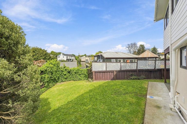 Photo of property in 33 Kent Road, Saint Johns Hill, Whanganui, 4501
