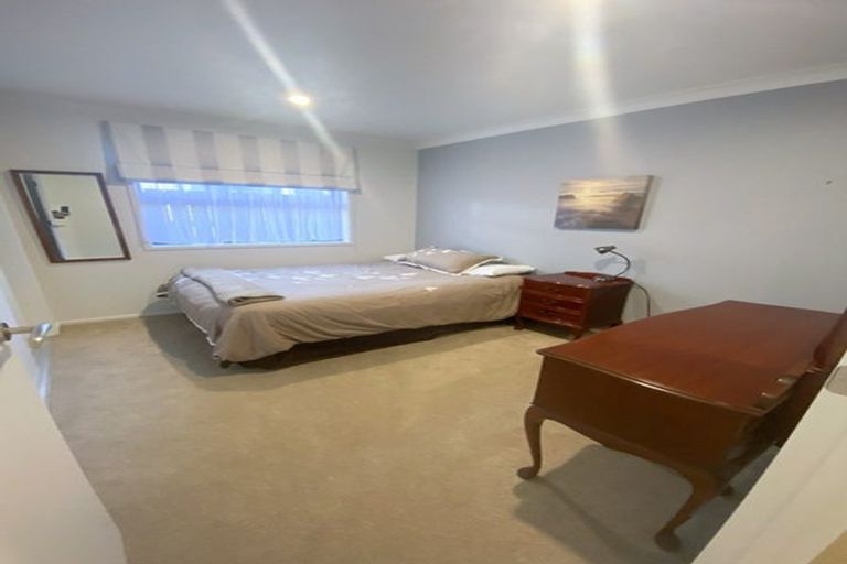 Photo of property in 8 Surfside Lane, Ruakaka, 0116