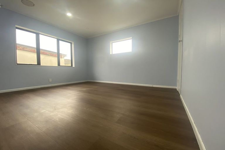 Photo of property in 1/35 Rollerson Street, Papakura, 2110