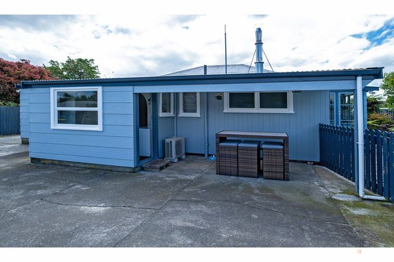 Photo of property in 42 Campbell Street, Geraldine, 7930