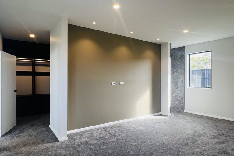 Photo of property in 8 Kumukumu Road, Long Bay, Auckland, 0630