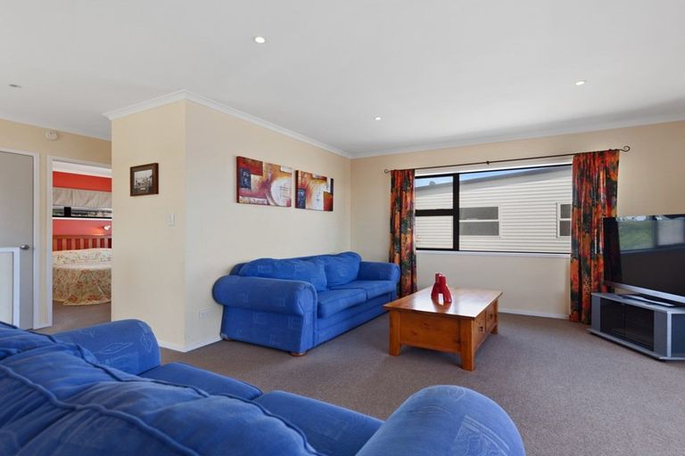 Photo of property in 24b Karewa Parade, Papamoa Beach, Papamoa, 3118