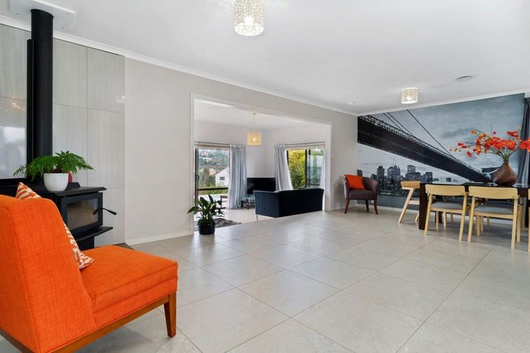 Photo of property in 381 Welcome Bay Road, Welcome Bay, Tauranga, 3112