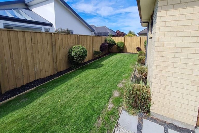 Photo of property in 66 Aroha Street, Pegasus, 7612