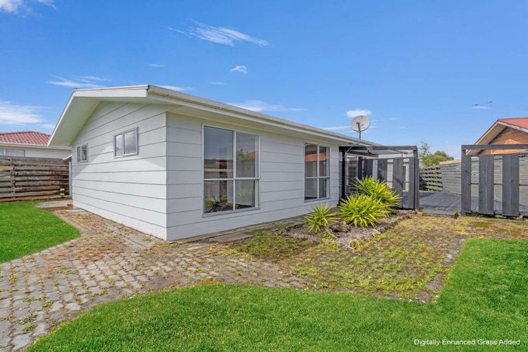 Photo of property in 41 Acacia Street, Kelvin Grove, Palmerston North, 4414