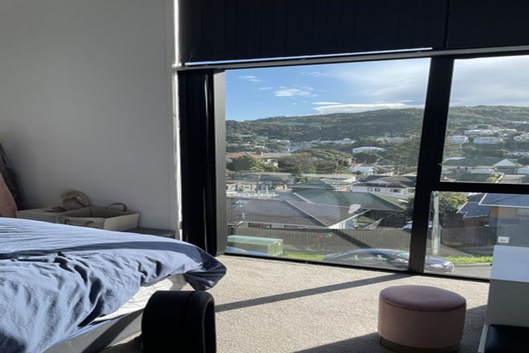 Photo of property in 79 Melbourne Road, Island Bay, Wellington, 6023