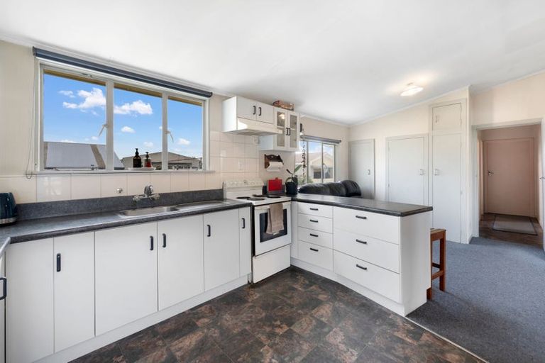 Photo of property in 64 Charlton Road, Gore, 9710