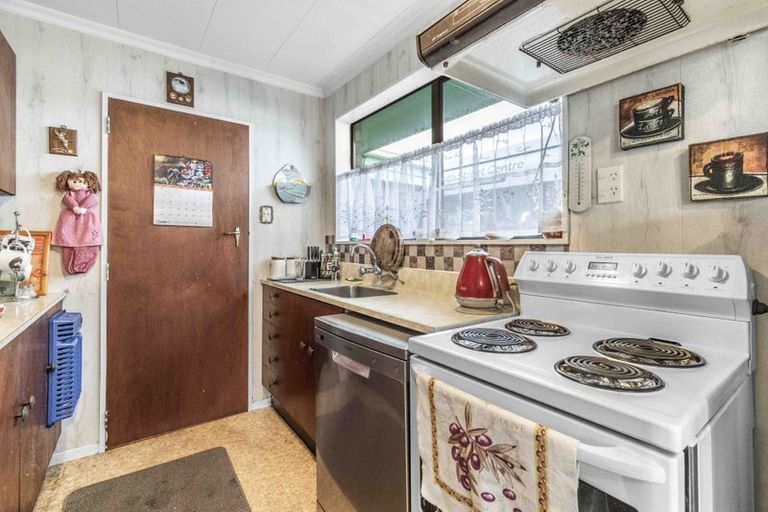 Photo of property in 154 Venus Street, Strathern, Invercargill, 9812