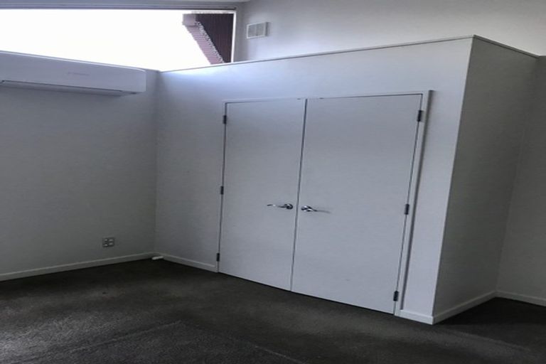 Photo of property in 8/36 Dee Street, Island Bay, Wellington, 6023