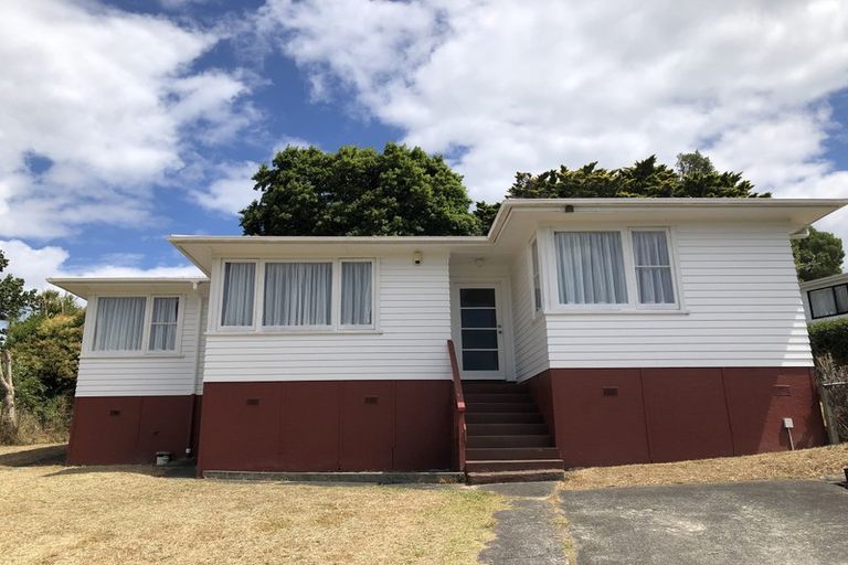 Photo of property in 17 Jamaica Place, Blockhouse Bay, Auckland, 0600