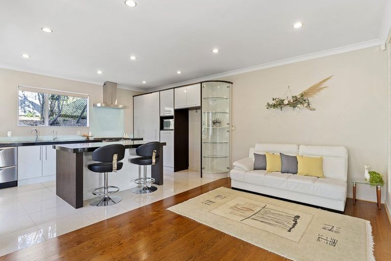 Photo of property in 86 Coachman Drive, Flat Bush, Auckland, 2016