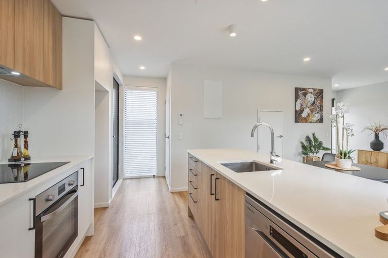 Photo of property in 4/63 Waltham Road, Sydenham, Christchurch, 8023