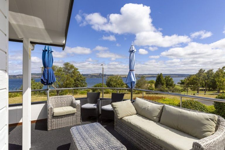 Photo of property in 30 Pokaka Crescent, Wharewaka, Taupo, 3330