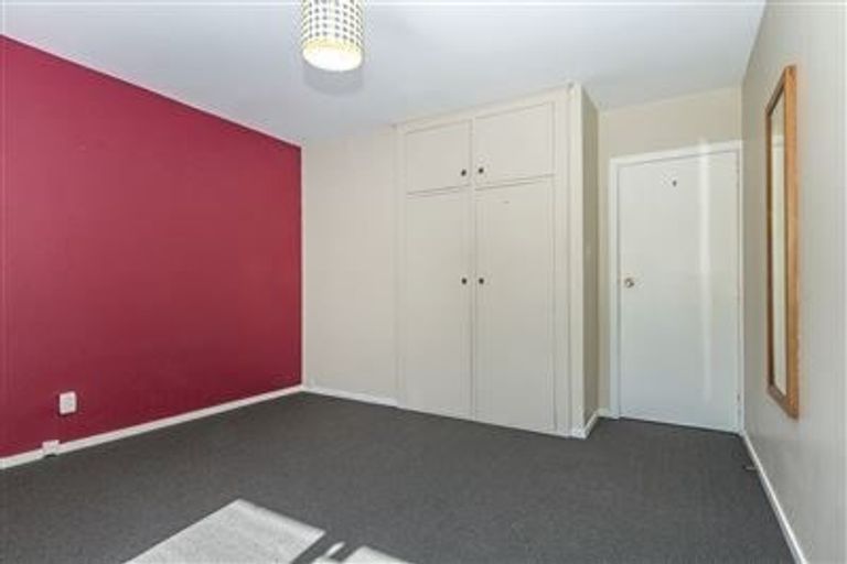 Photo of property in 4/30b Nortons Road, Avonhead, Christchurch, 8042